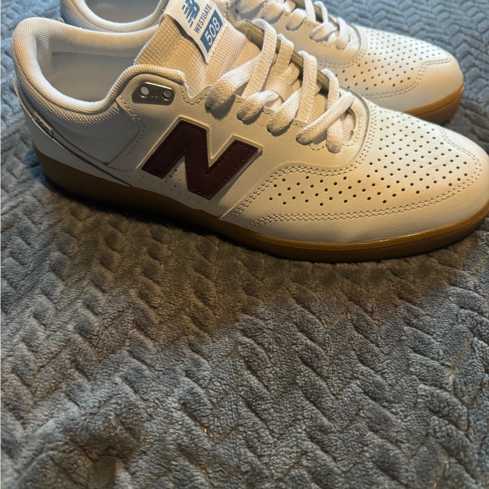 New Balance 508